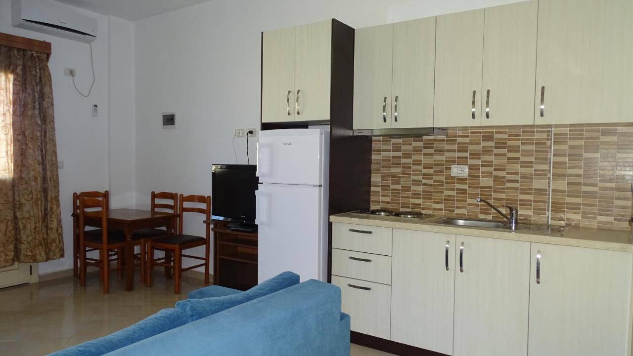 Hotel Arsenal Ksamil Exterior photo