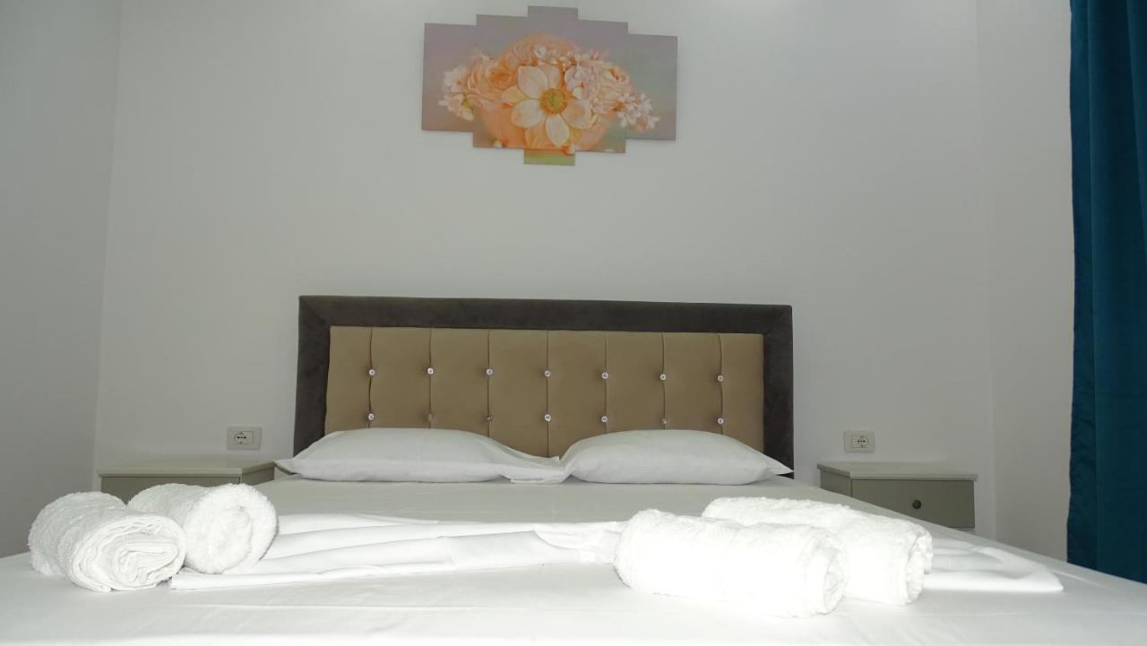 Hotel Arsenal Ksamil Exterior photo